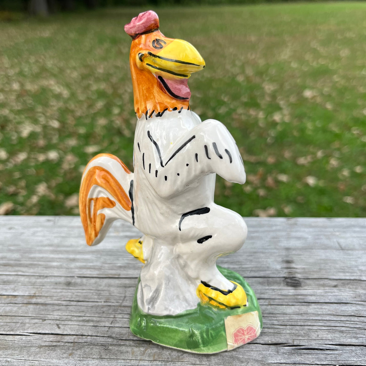 Vintage ceramic Foghorn Leghorn decanter.