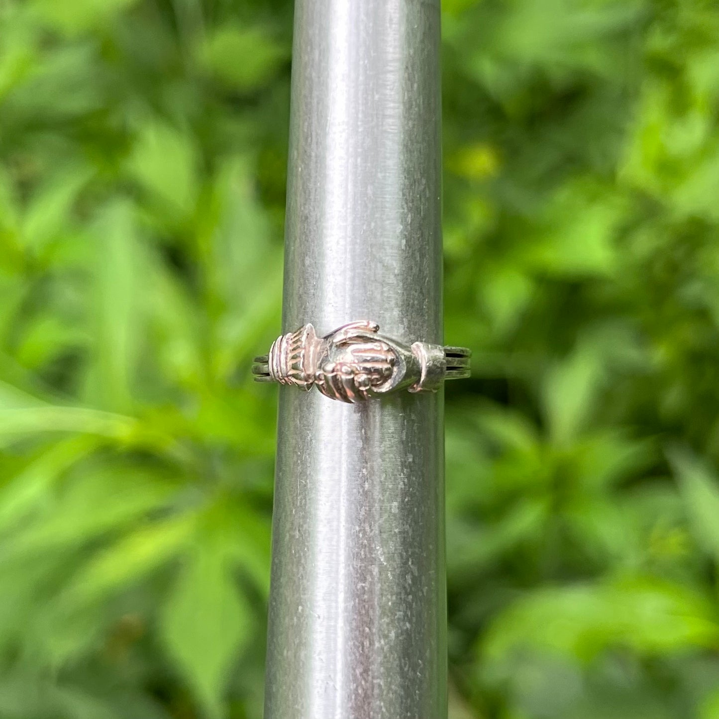 Vintage Sterling silver handshake ring. Size 6.25.