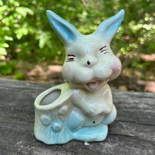 Vintage bunny rabbit toothpick holder.