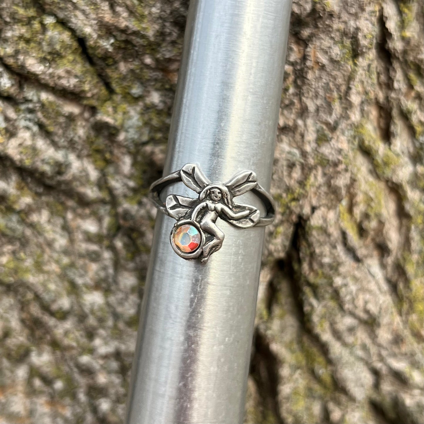 Vintage sterling silver fairy ring. Size 6.75.