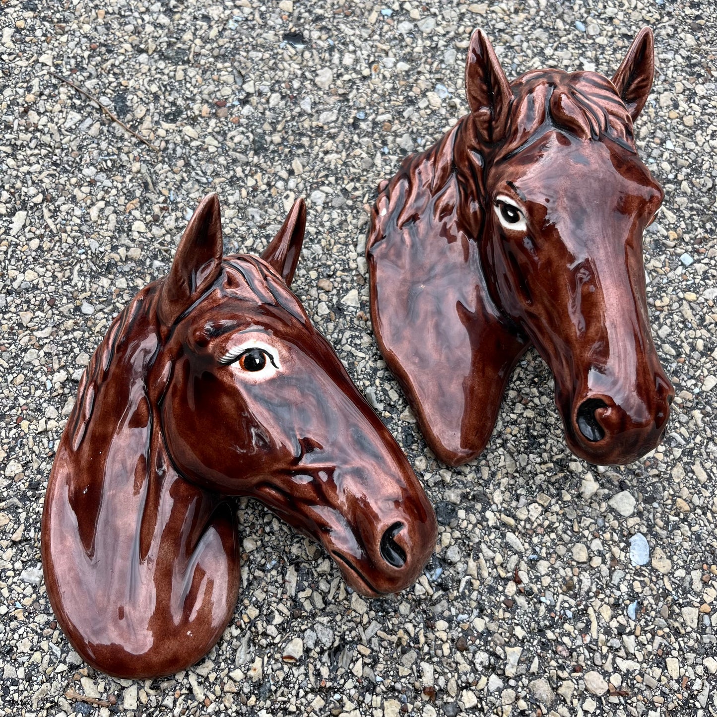 1974 Ceramic horse head set.