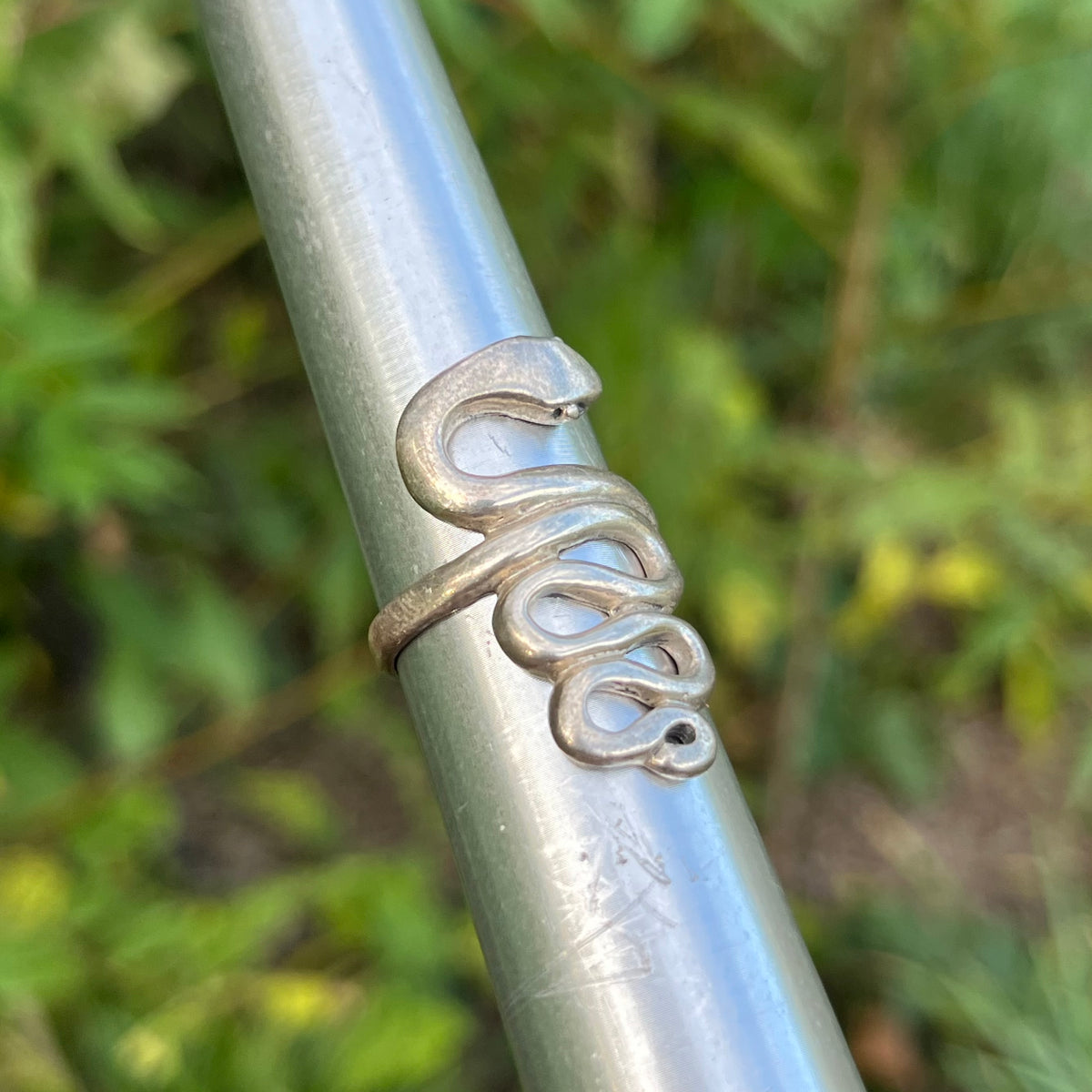 Vintage Sterling Silver snake ring. Size 8.