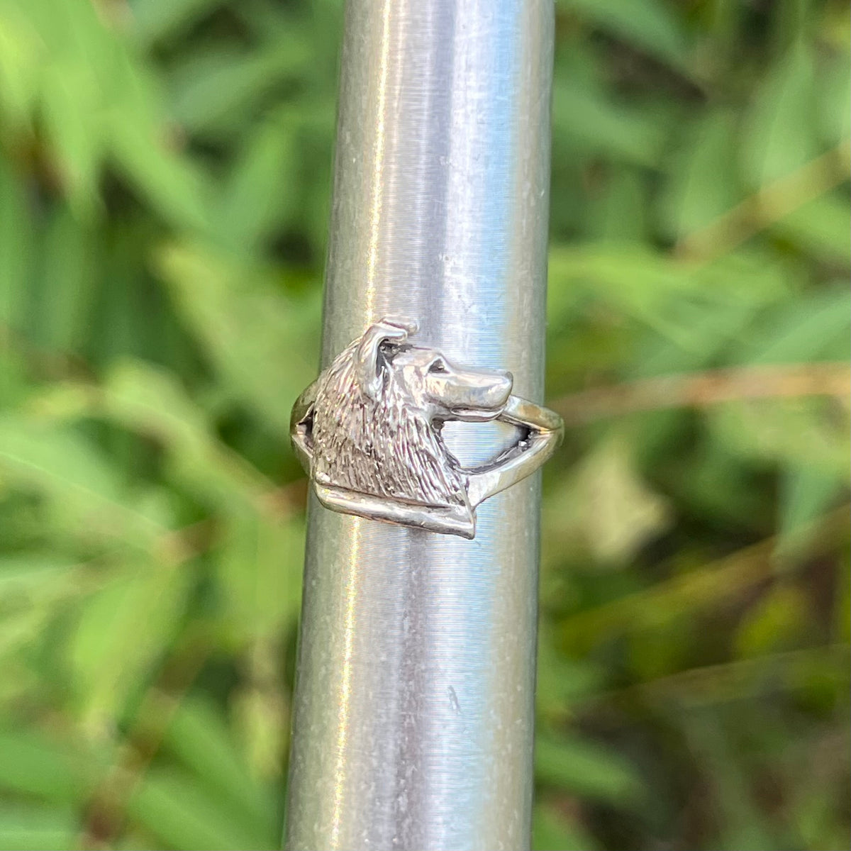 Vintage Sterling silver dog ring. Size 6.25.