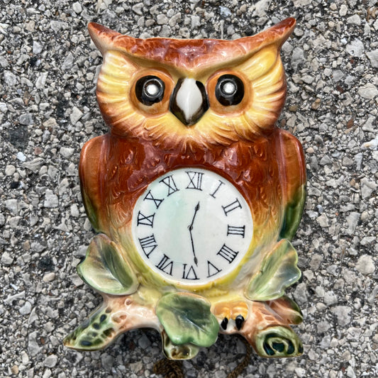 1960s Owl clock wall pocket.