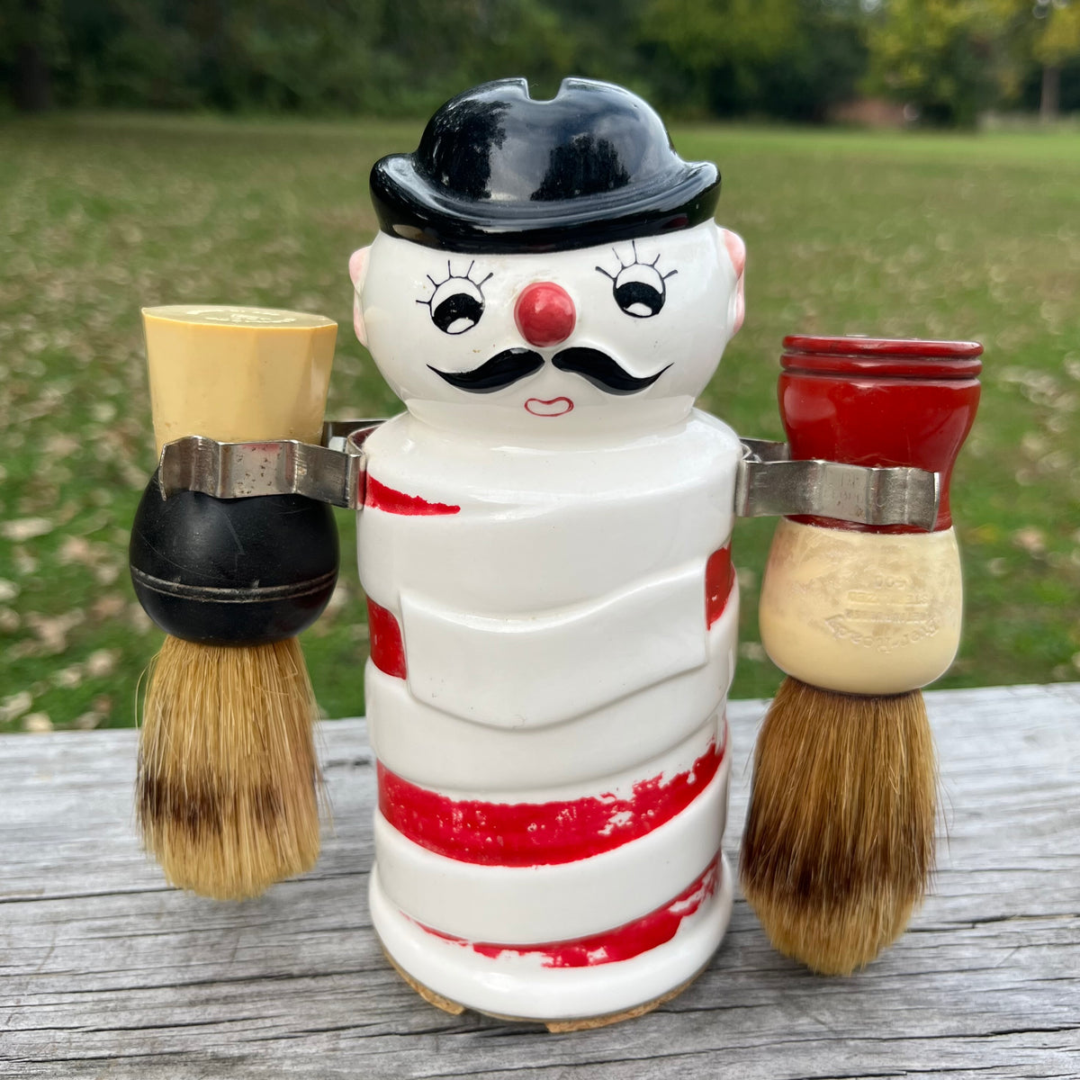 1950s Barbers ceramic blade bank.
