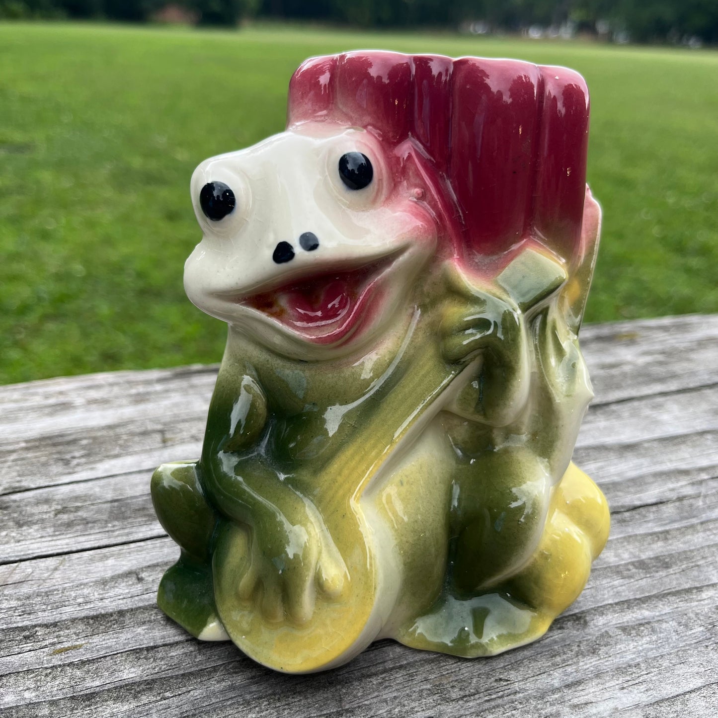 Vintage ceramic banjo frog planter.