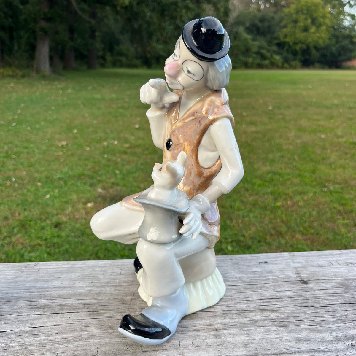 Vintage ceramic magician clown.