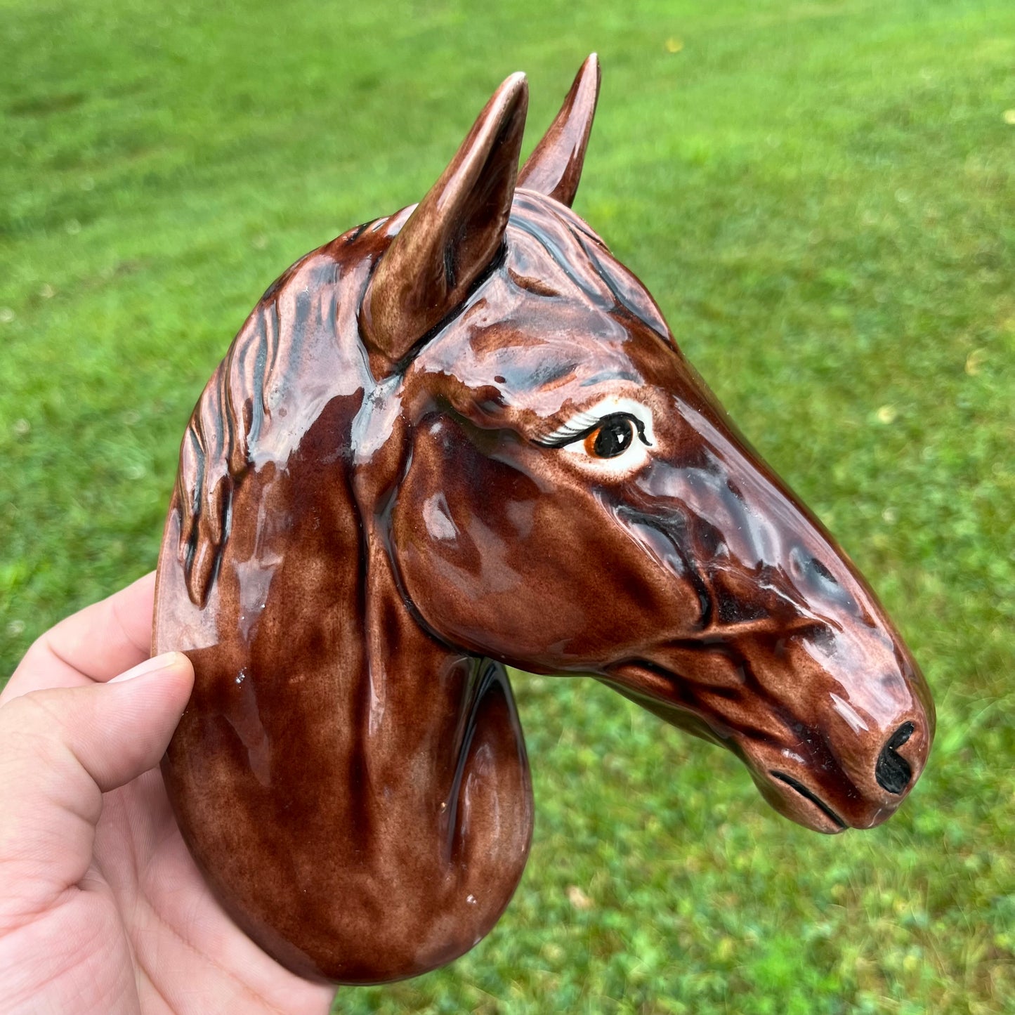 1974 Ceramic horse head set.