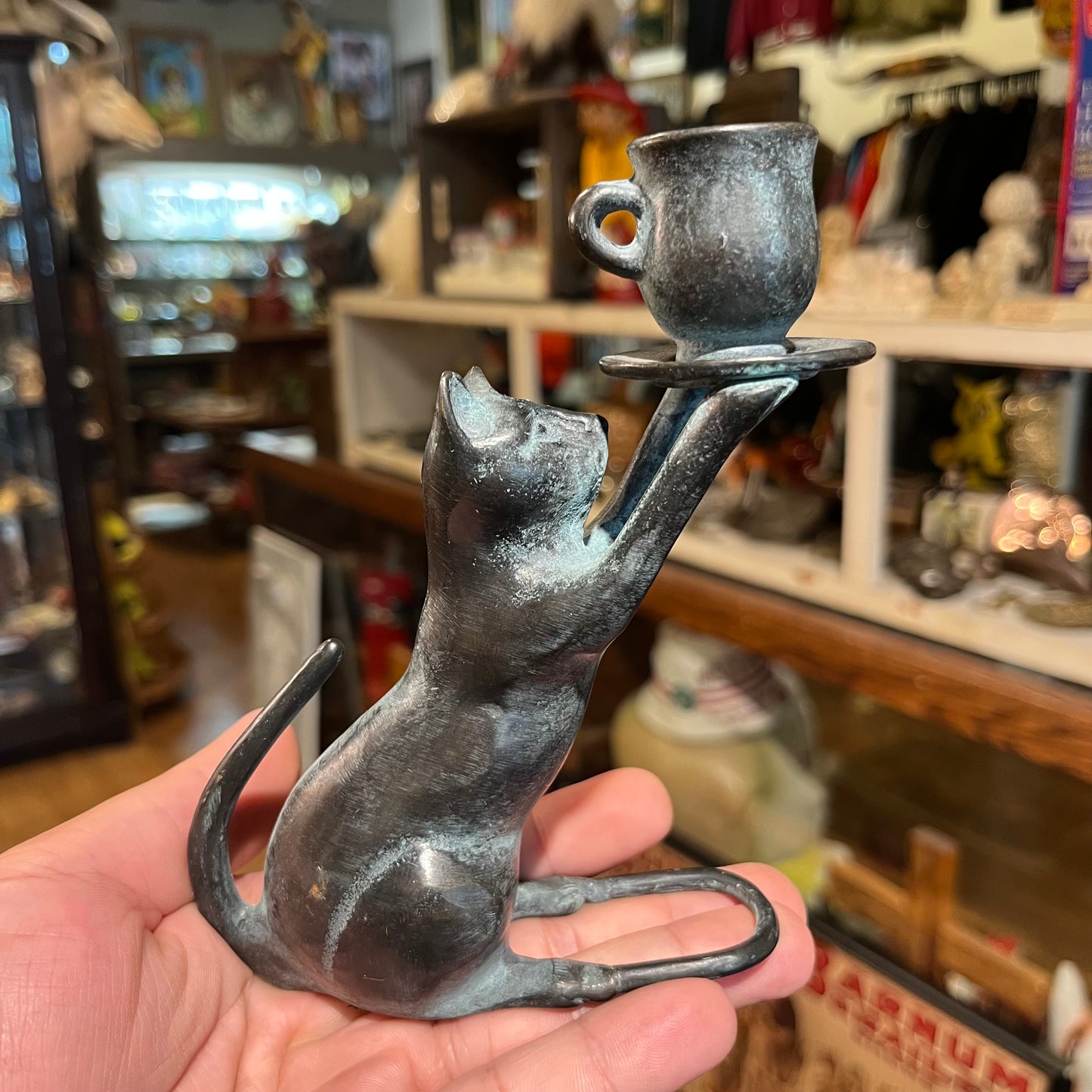 Vintage kitty cat candle holder.