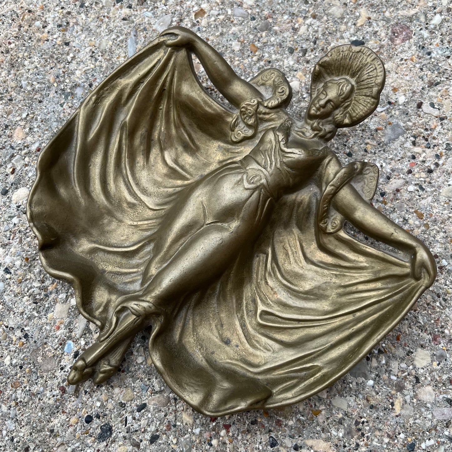 Early 1900s Brass art nouveau trinket dish.