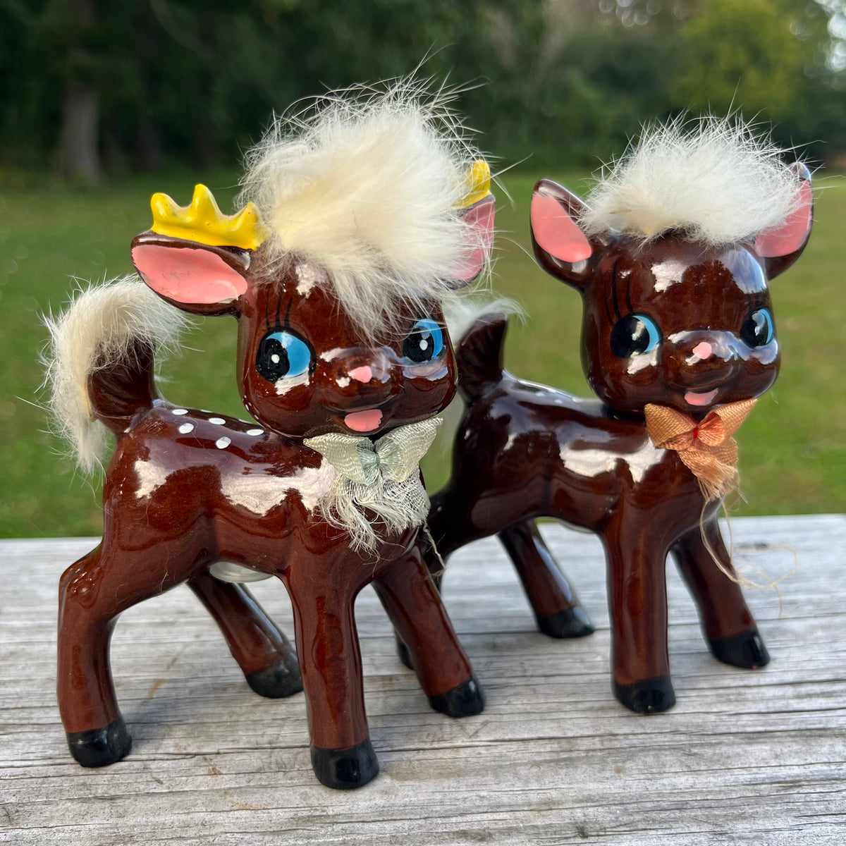 1950s Deer salt n' pepper shakers.