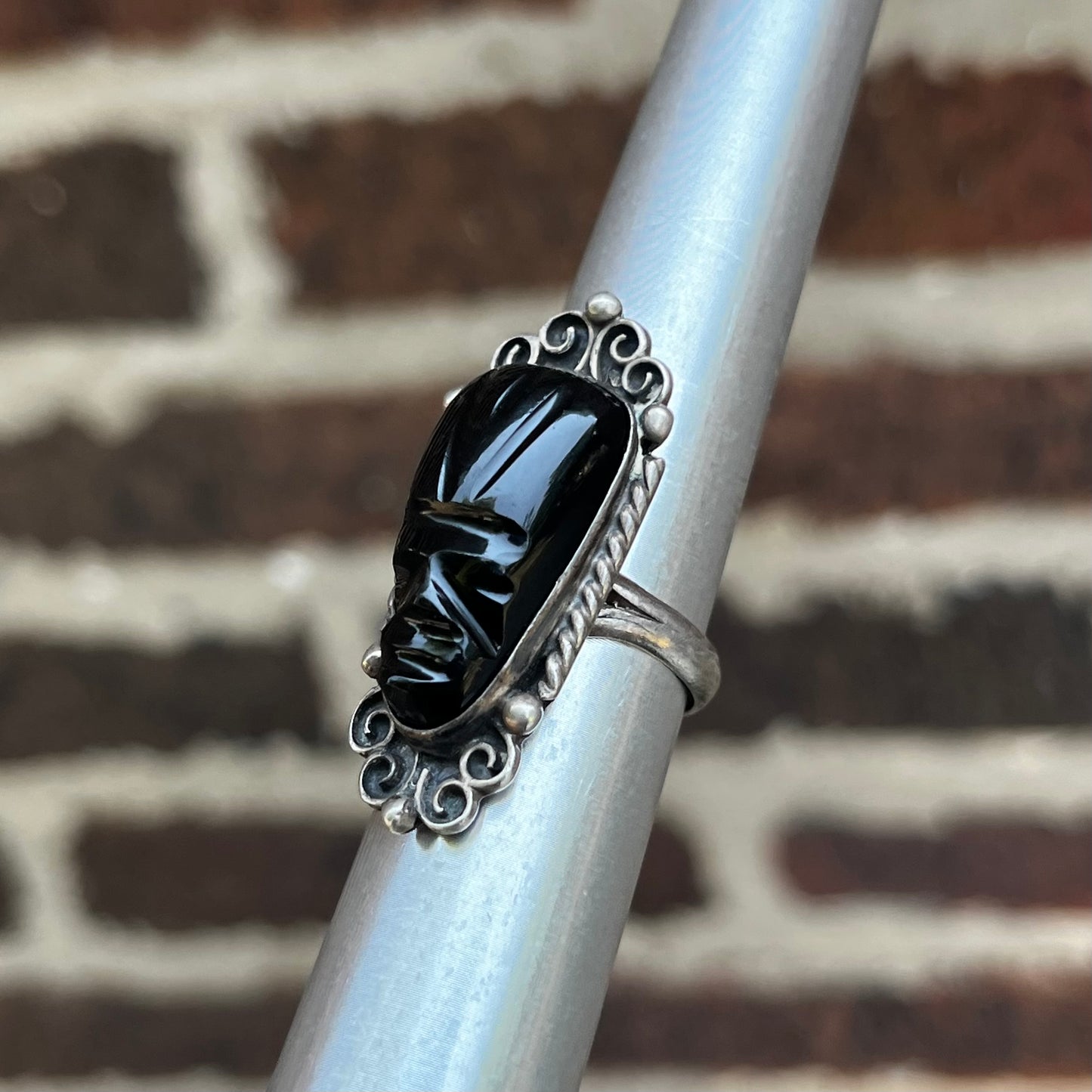Vintage Sterling silver onyx face ring. Size 5.25.