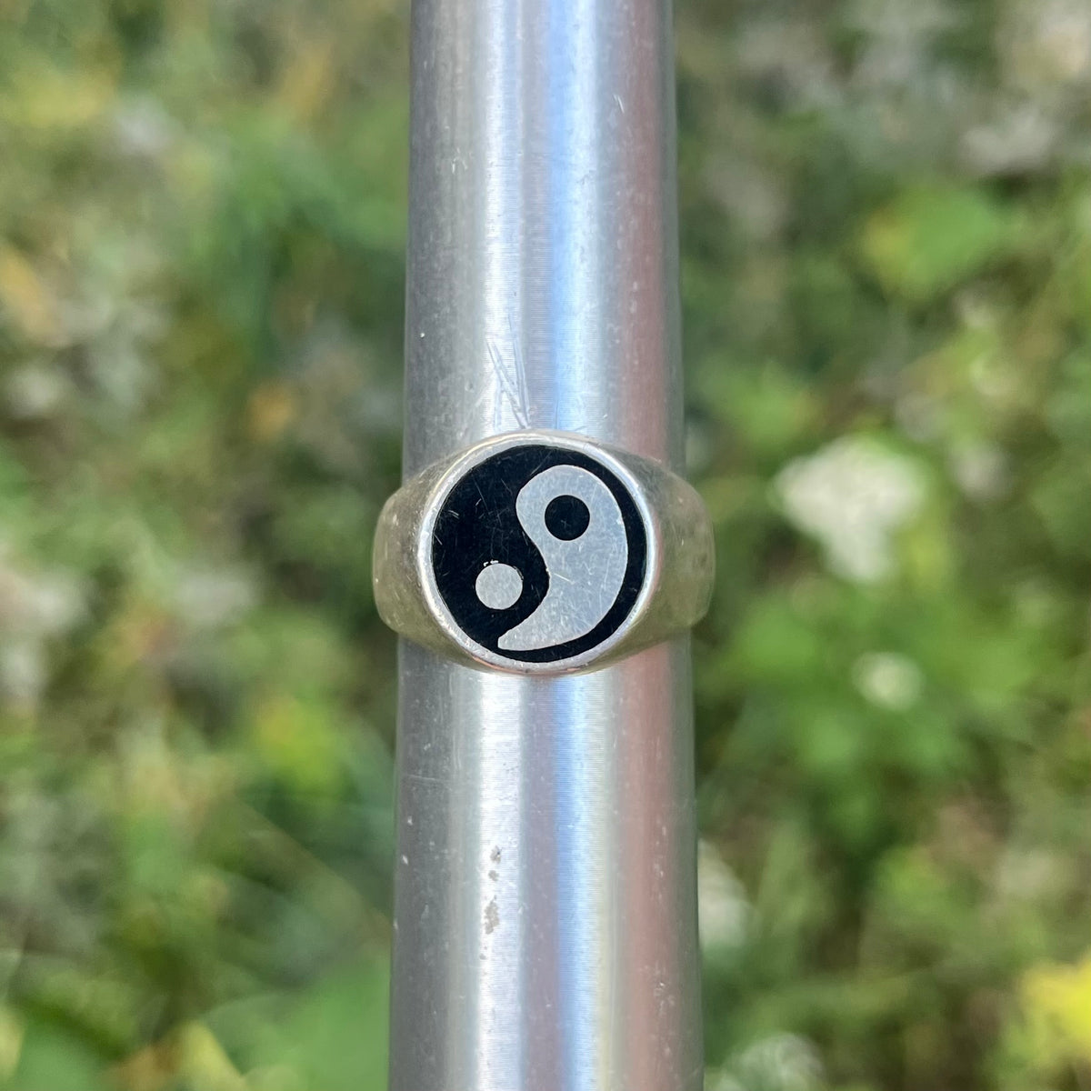 Vintage Sterling Silver ying yang signet ring. Size 10.25.