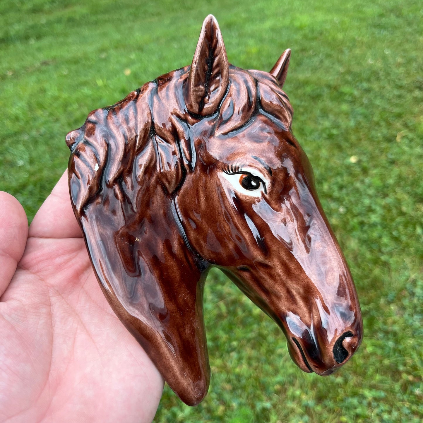 1974 Ceramic horse head set.