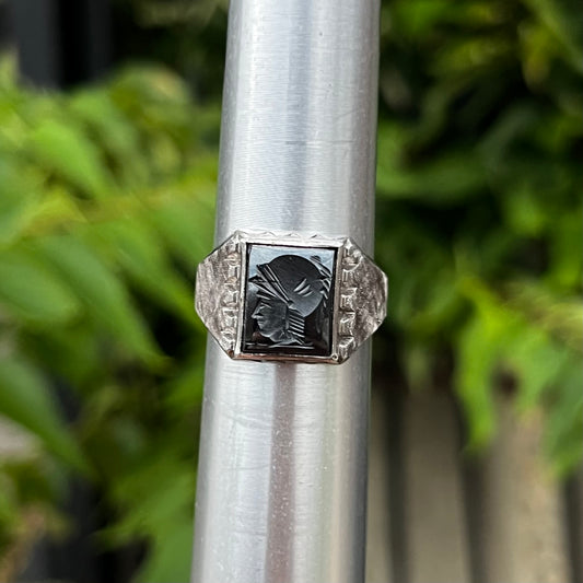 Vintage Sterling silver Hematie centurion ring. Size 10. (Cracked)