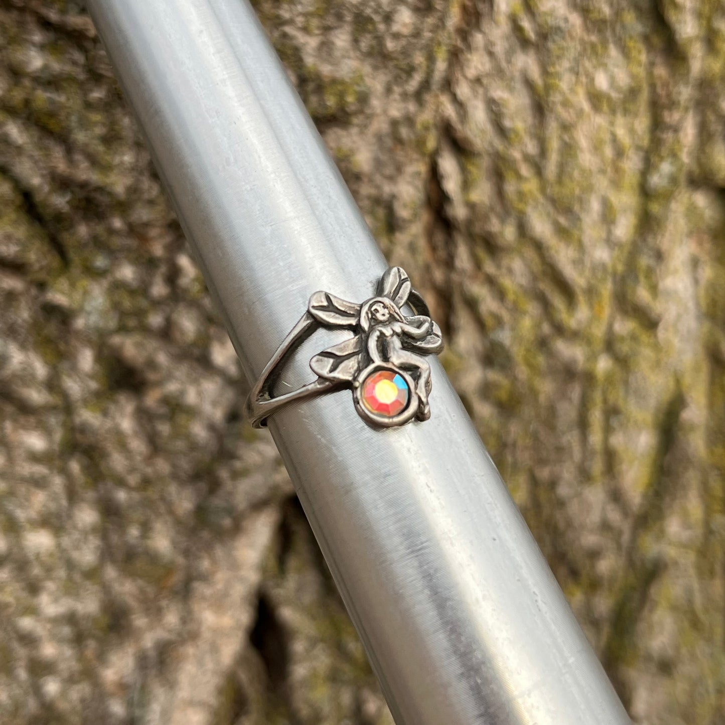 Vintage sterling silver fairy ring. Size 6.75.