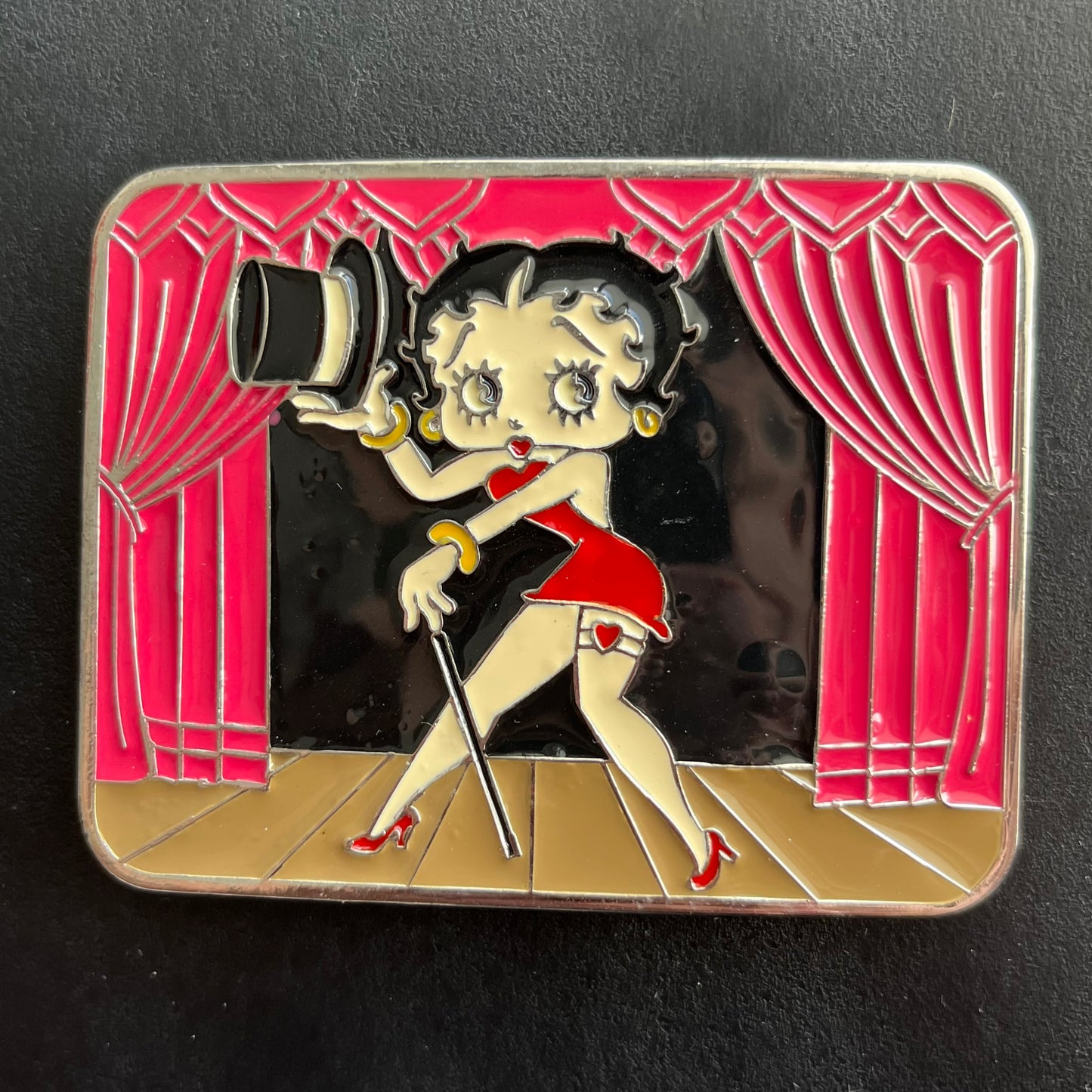 Y2K Betty Boop belt buckle.