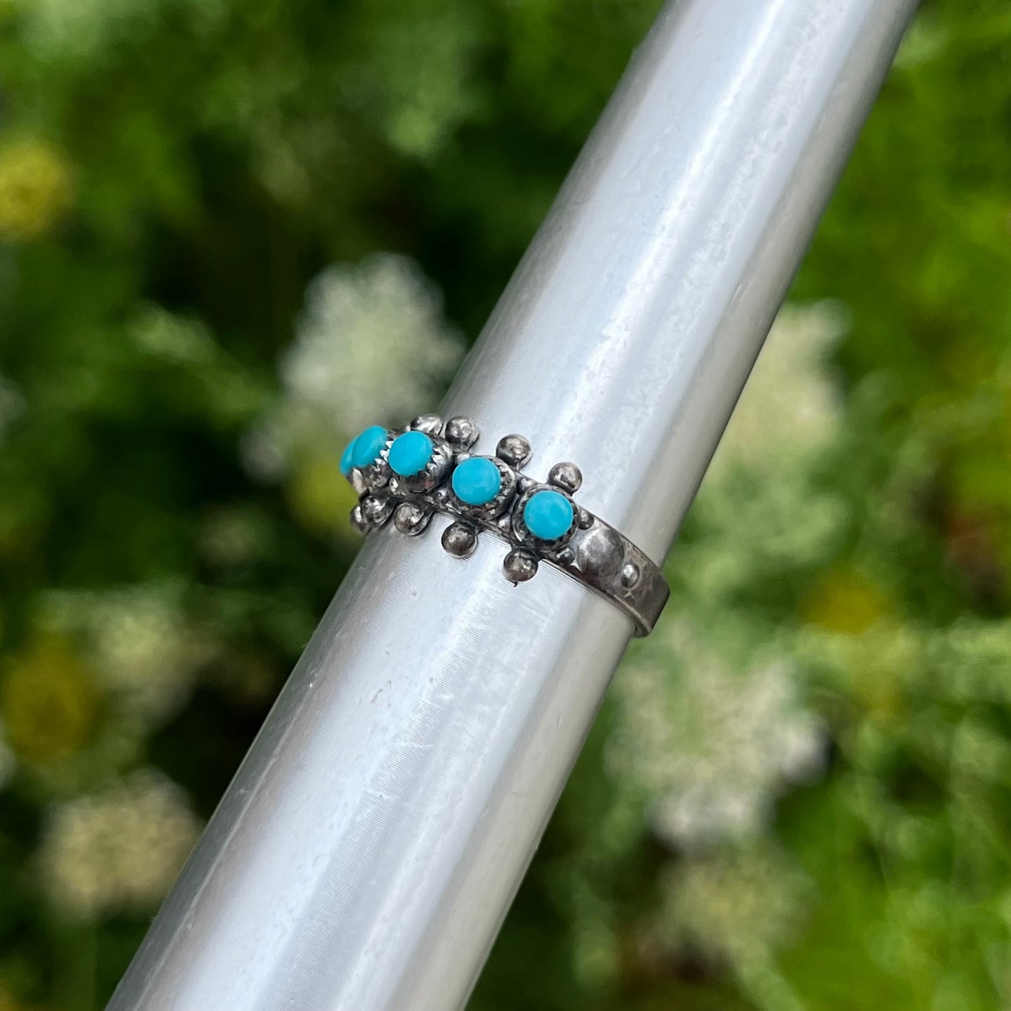 Vintage Sterling silver turquoise snake eyes ring. Size 7.5.