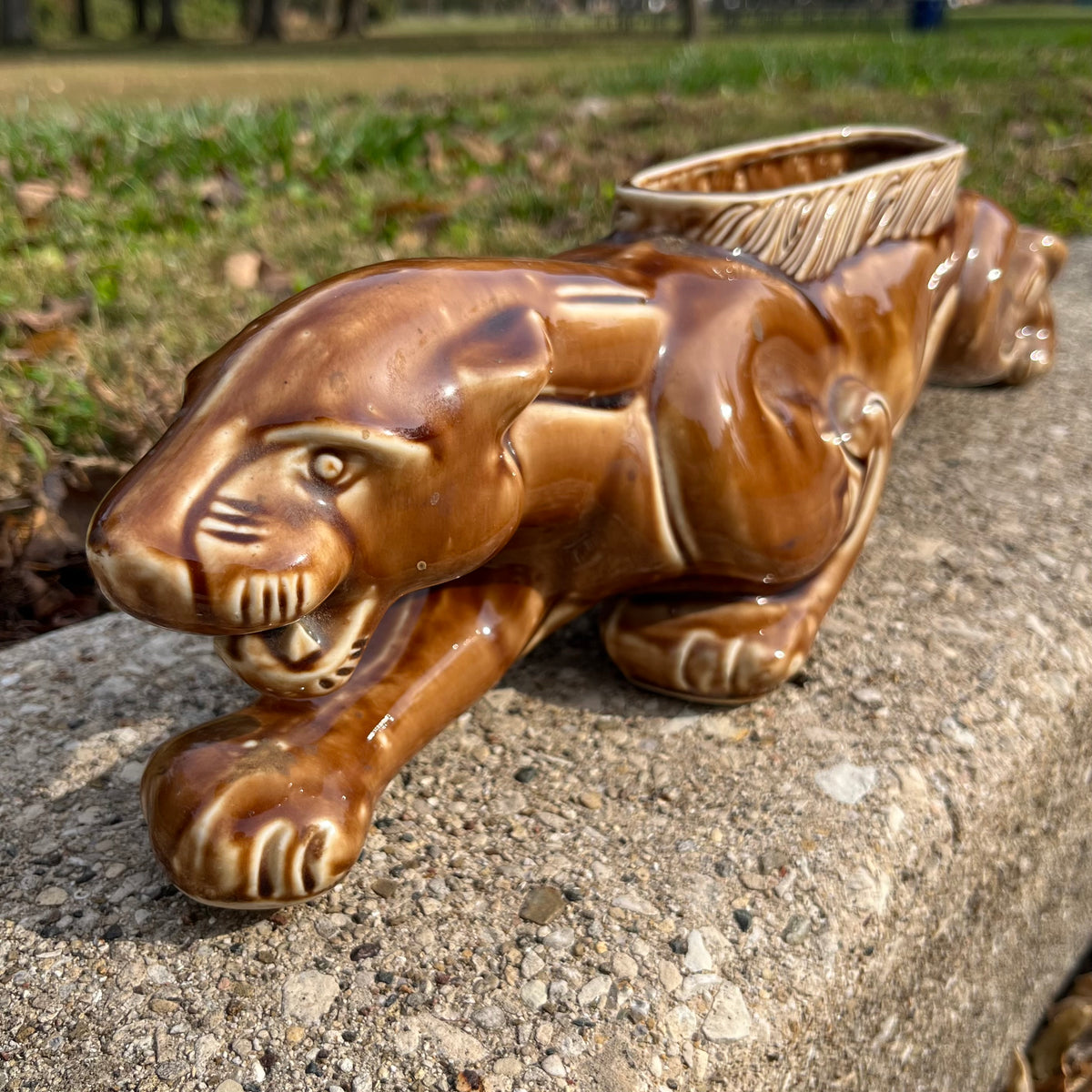 1953 Royal China brown panther planter/T.V. Lamp.