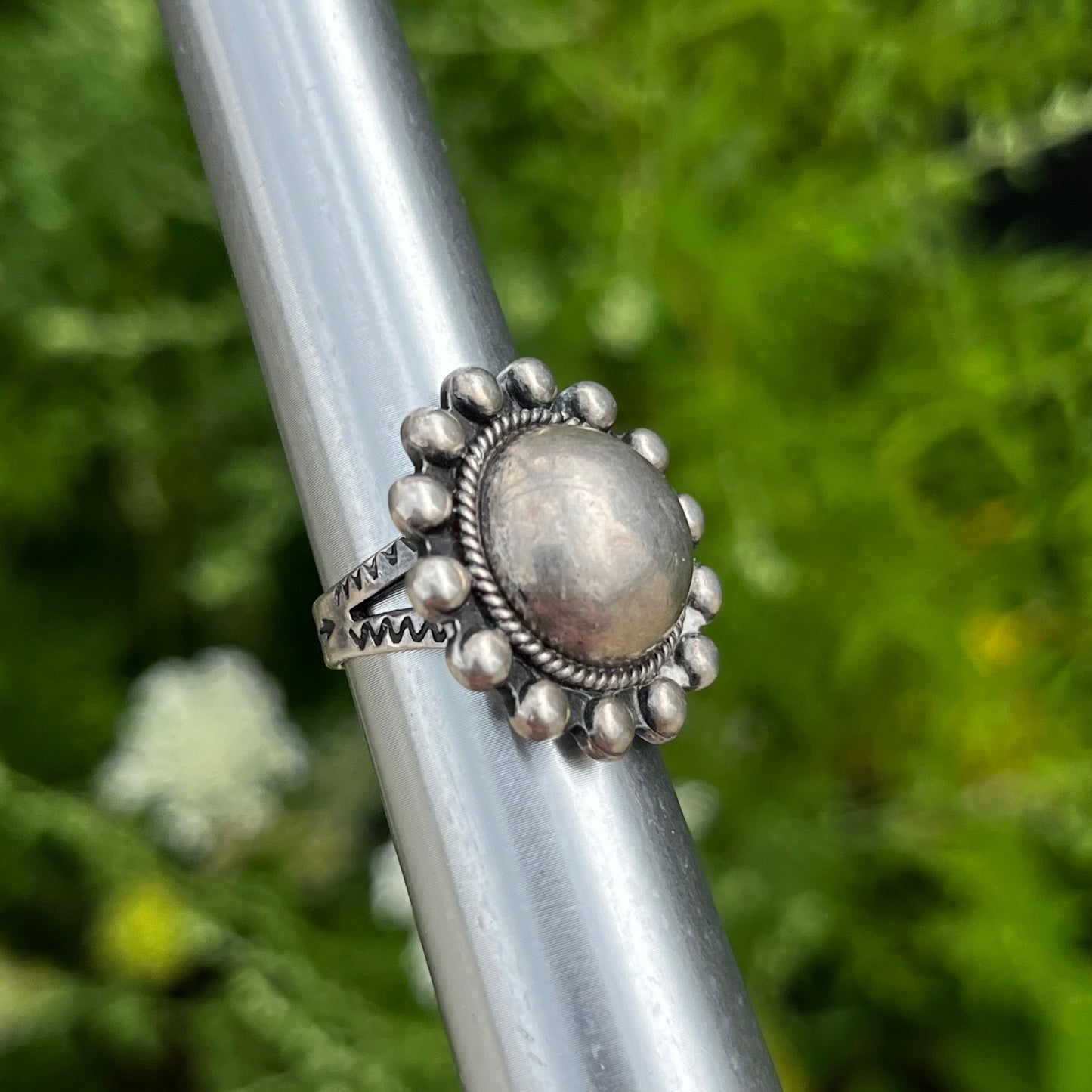 Vintage Sterling silver cluster ring. Size 5.