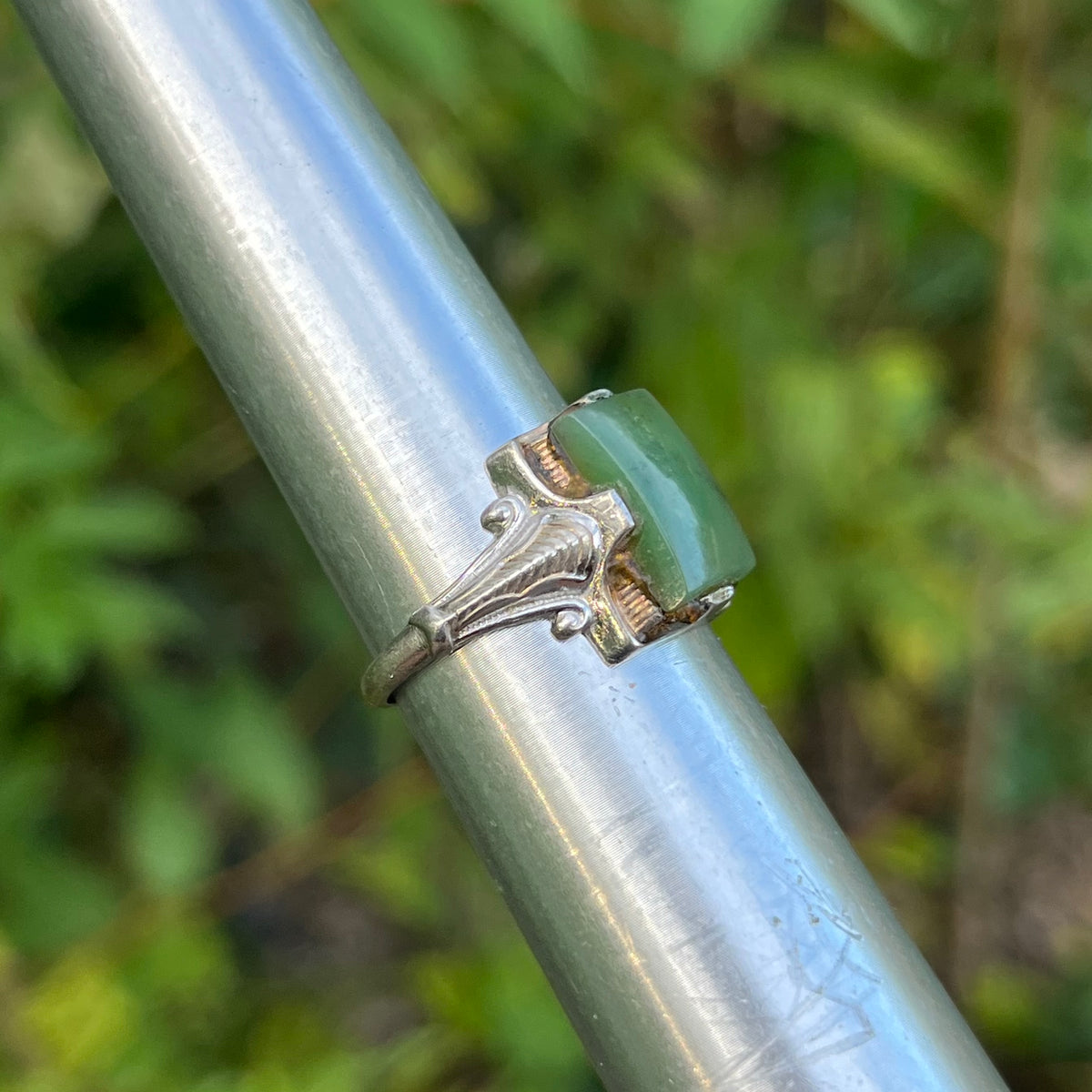 Vintage Sterling Silver deco jade ring. Size 8.5.
