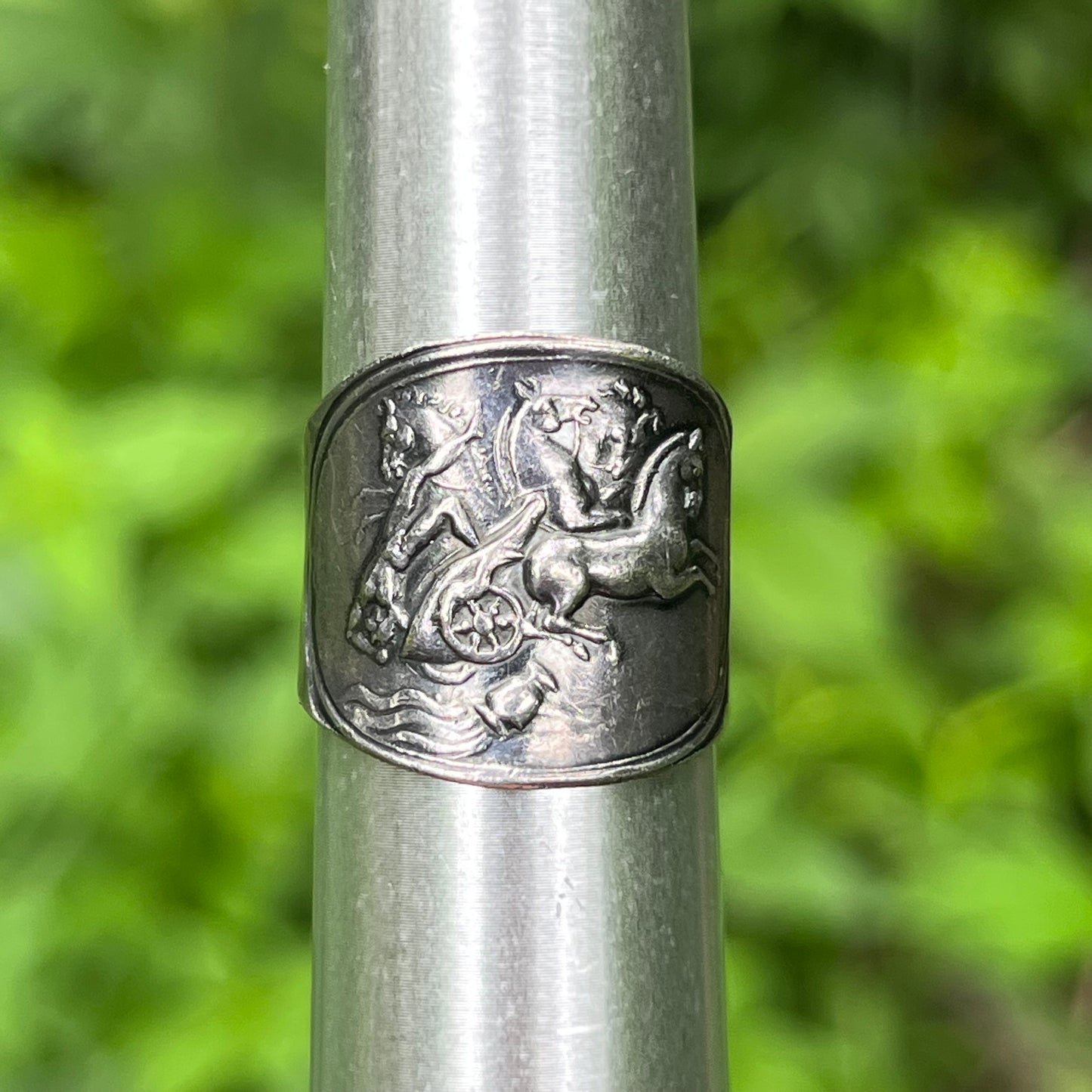 Vintage Sterling silver ”The fall of Pheaton” ring. Size 7.5.