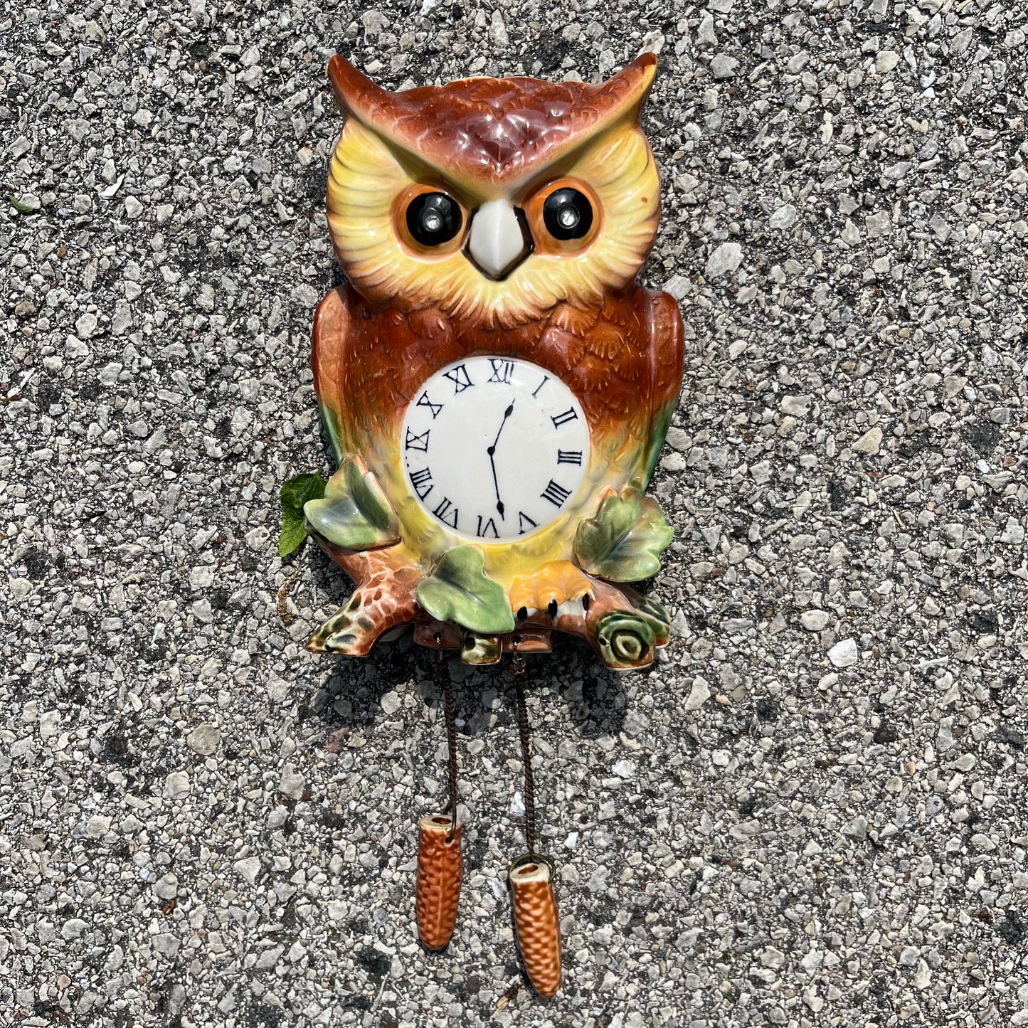 1960s Owl clock wall pocket.