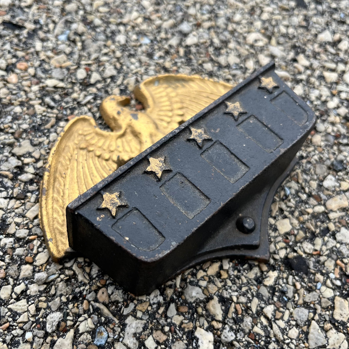 Vintage cast iron eagle matchstick holder.
