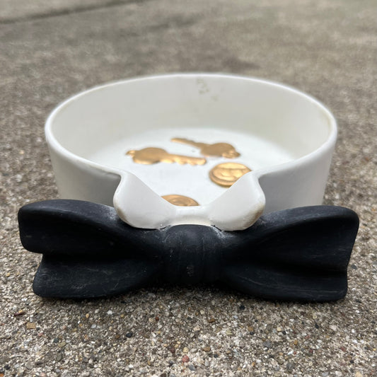 1960s Bowtie change dish.