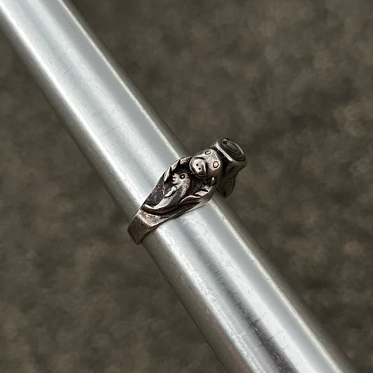 Vintage Sterling silver abalone seal ring. Size 7.