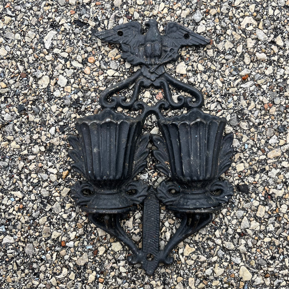 Vintage cast iron eagle matchstick holder.