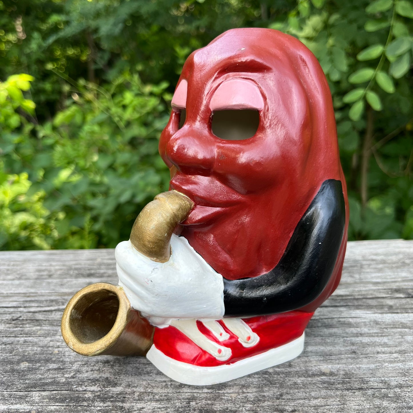 90s California raisin smoker.