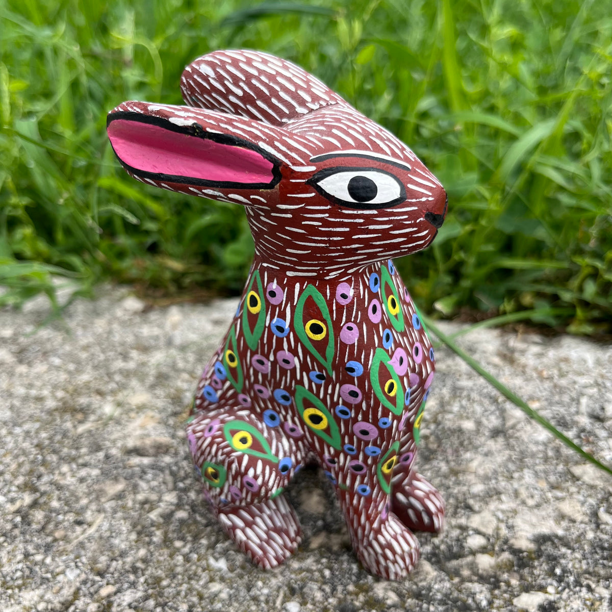 90s hand crafted Oaxacan rabbit Alebrije. (Missing tail)