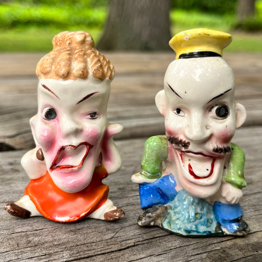 1950s Funky face salt n’ pepper shakers.