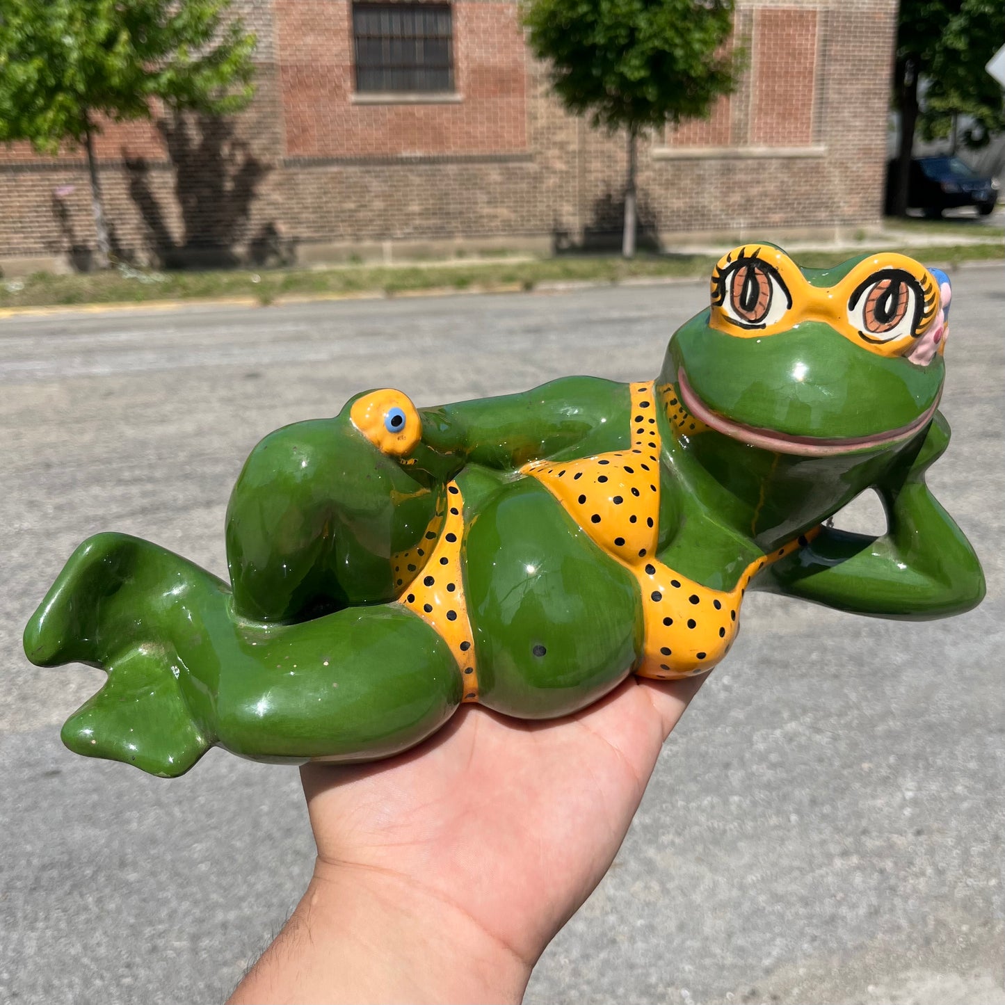 1970s Ceramic bikni frog.