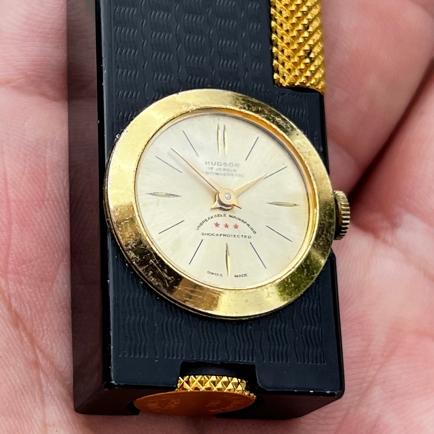 1950s Penguin Cygnus clock lighter.