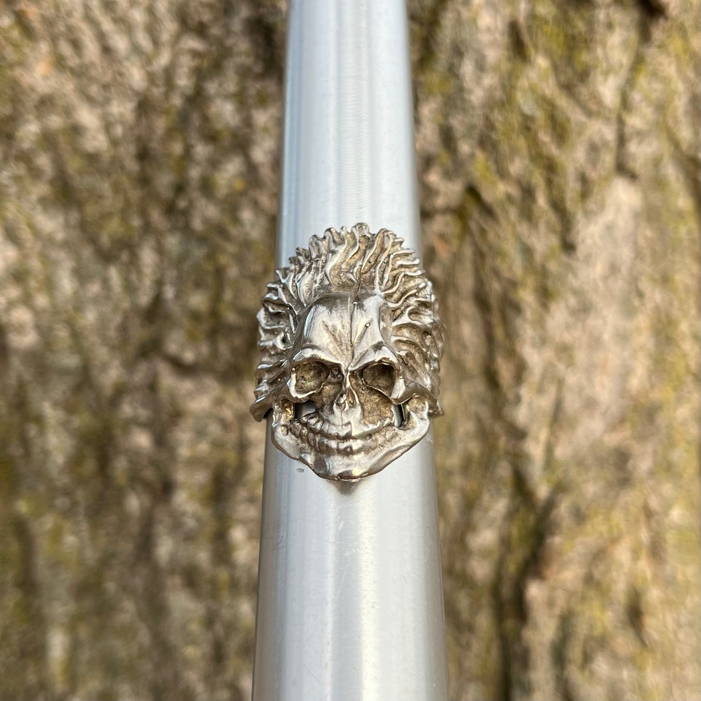 Vintage sterling silver big chief Skully ring. Size 11.75.