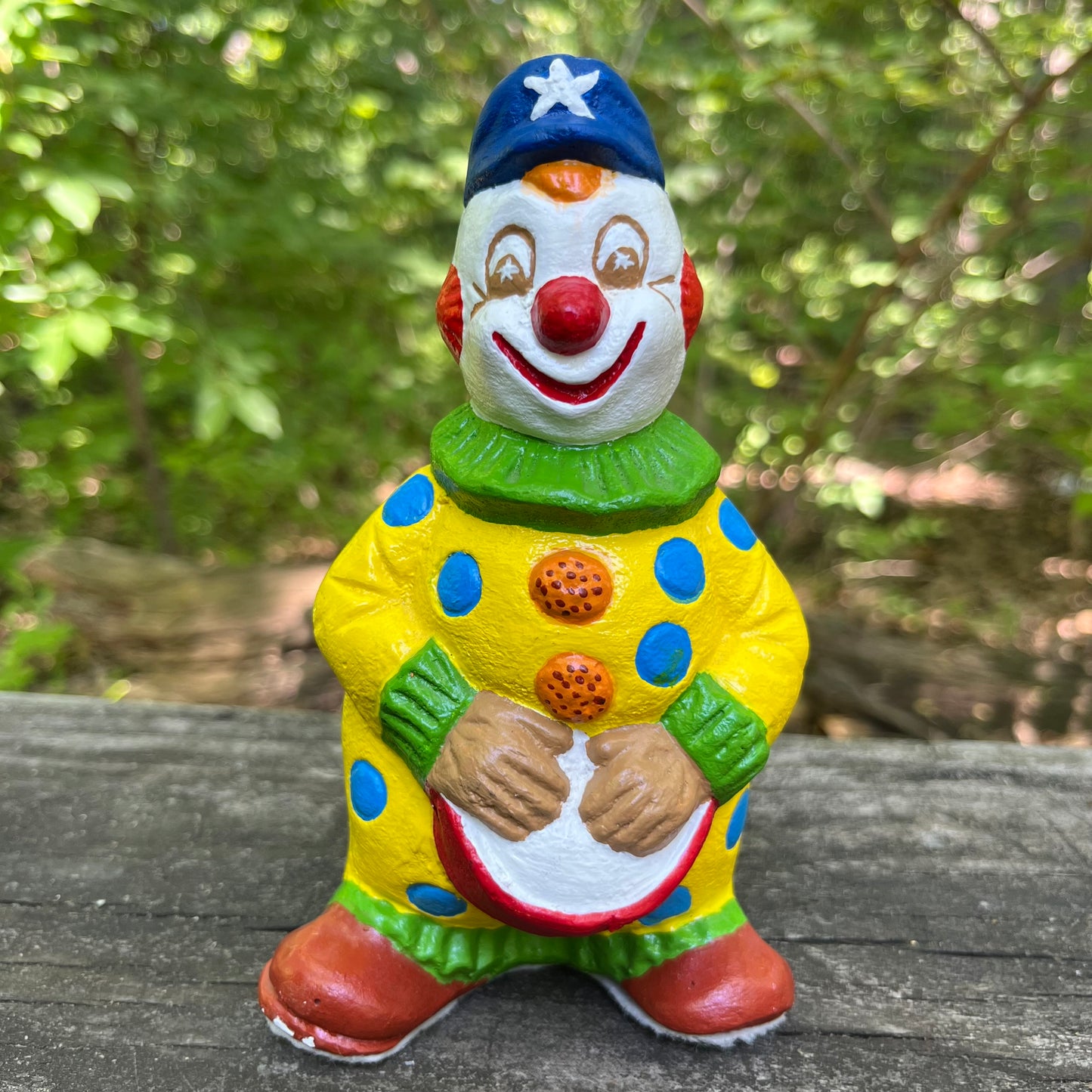Vintage chalkware clown bud.