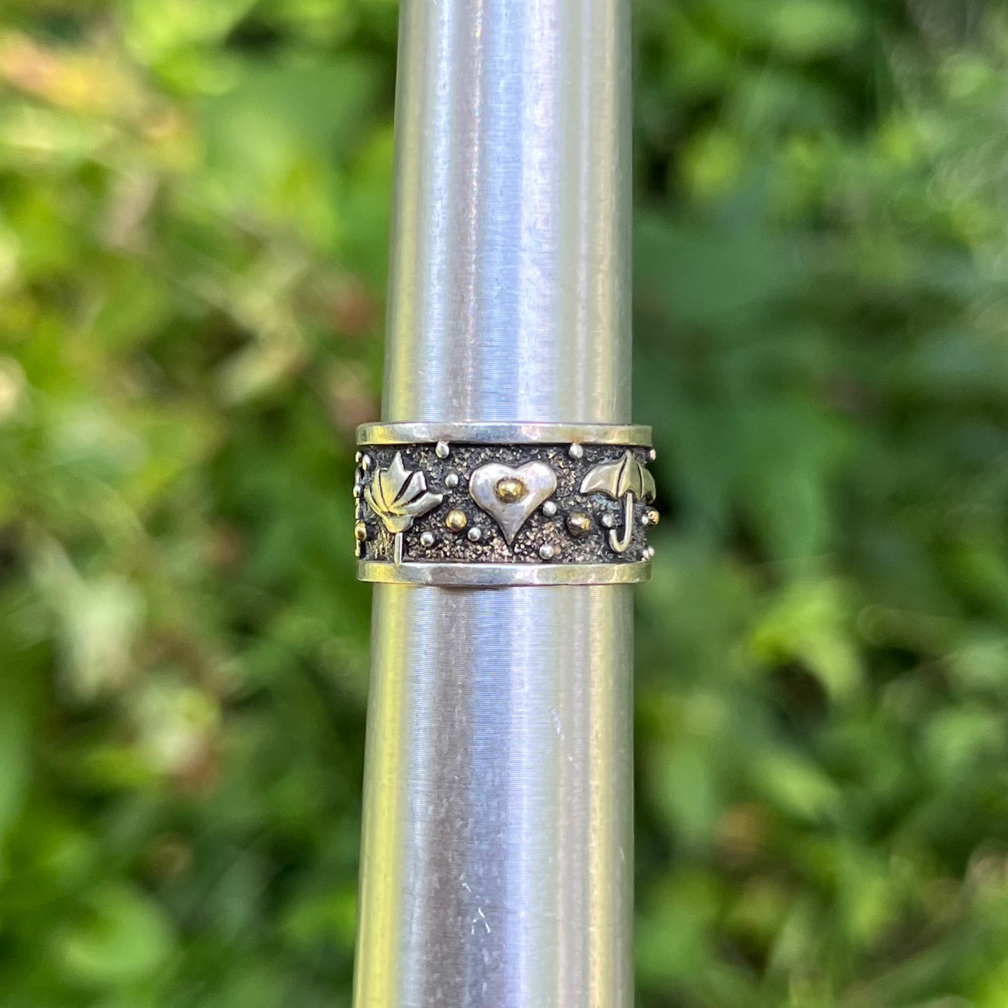 Vintage Sterling silver nature ring. Size 6.75.