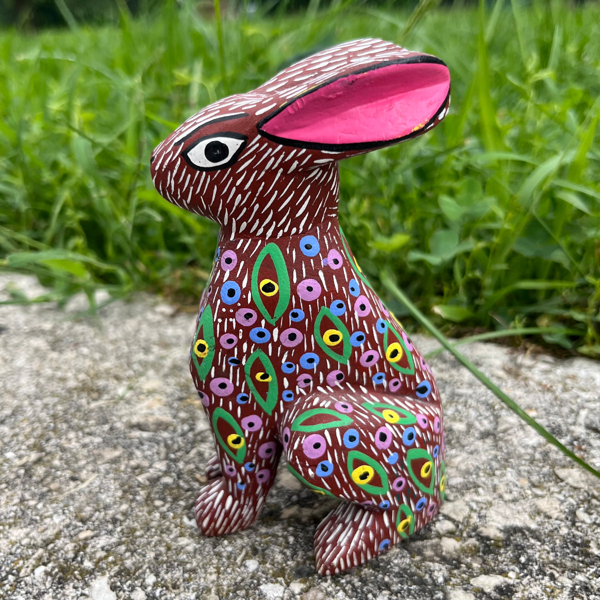 90s hand crafted Oaxacan rabbit Alebrije. (Missing tail)