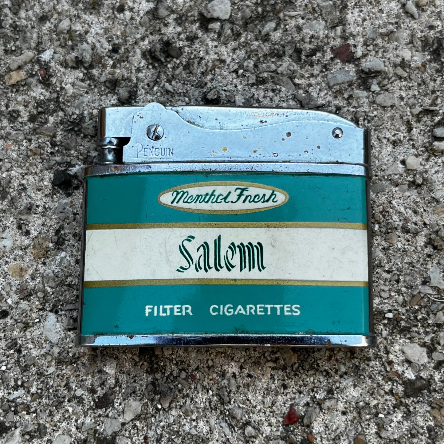 Vintage Salem flat lighter.
