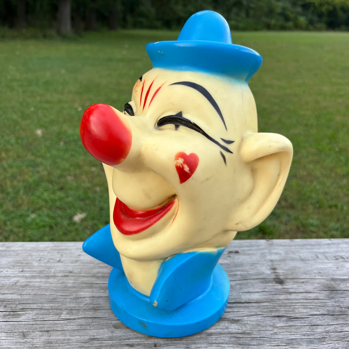1970s N.Y. Vinyl clown lamp cover. (Missing light fixture)