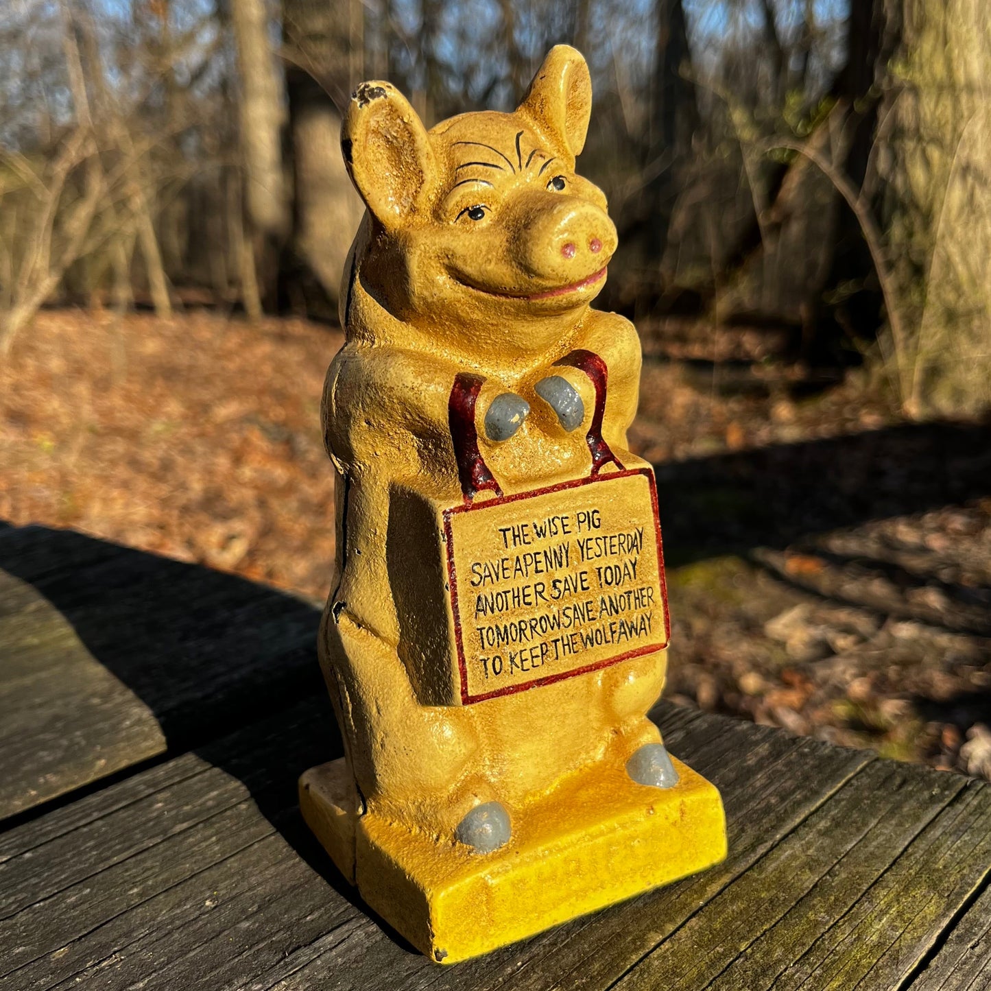 Vintage cast iron piggy bank.