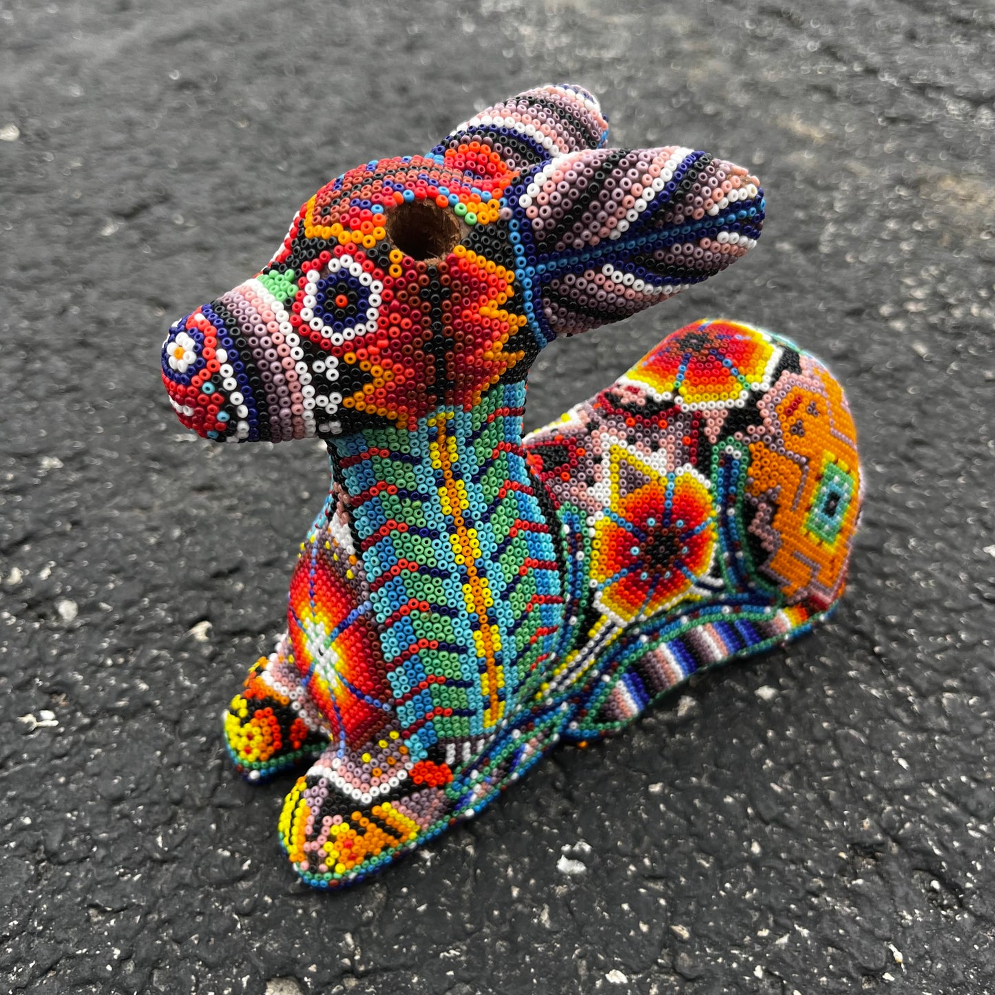 Vintage hand crafted Huichol deer. (Missing antlers)